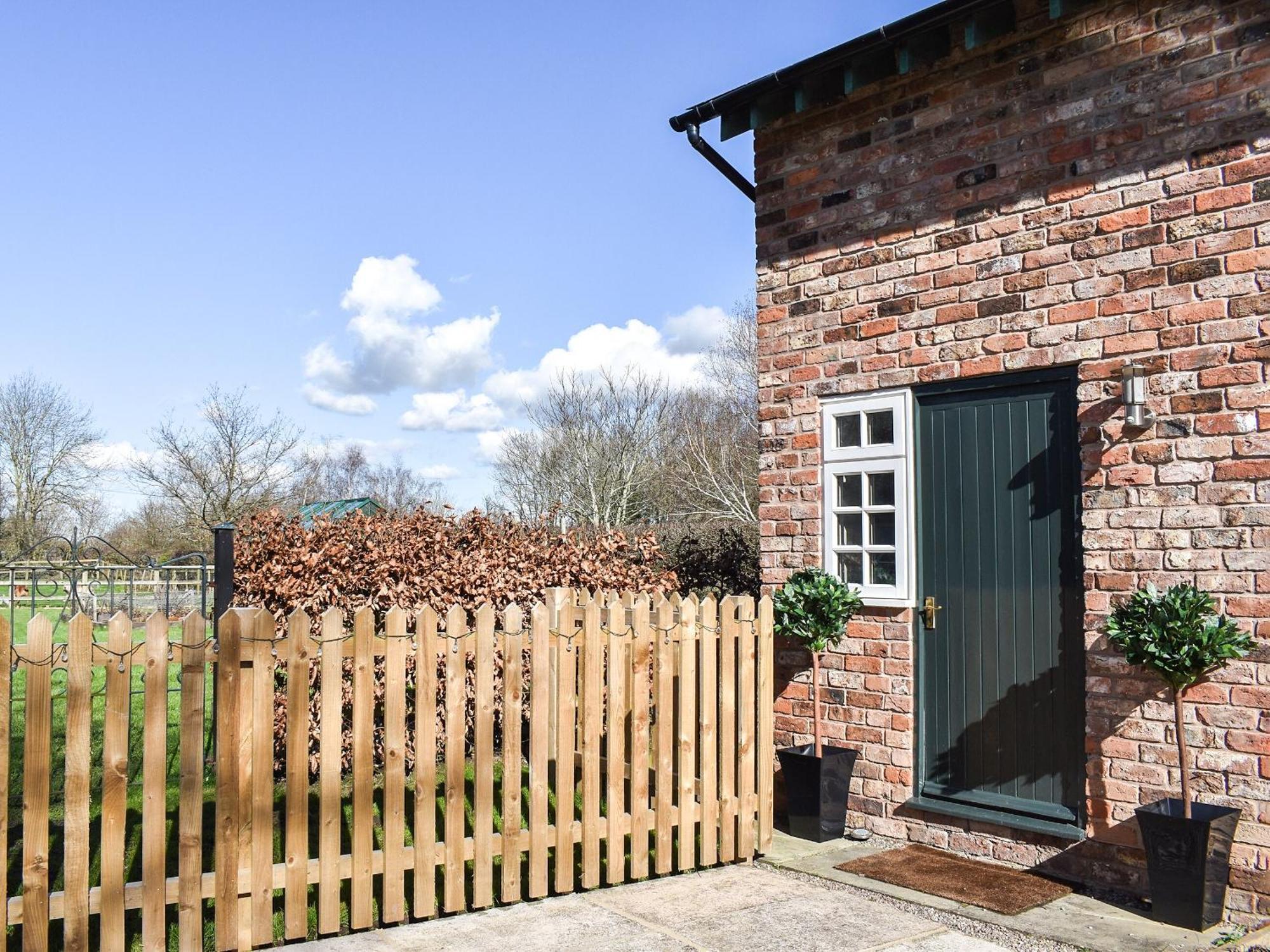 Elm House Studio Christleton Экстерьер фото